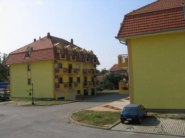Dvosoban stan, naselje Rvati u Obrenovcu, 54m2, preko puta Lastine autobuske stanice