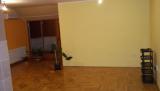 Dvosoban stan u centru Obrenovca, 52 m2, 41.600€, dve sobe sa trpezarijom i kuhinjom